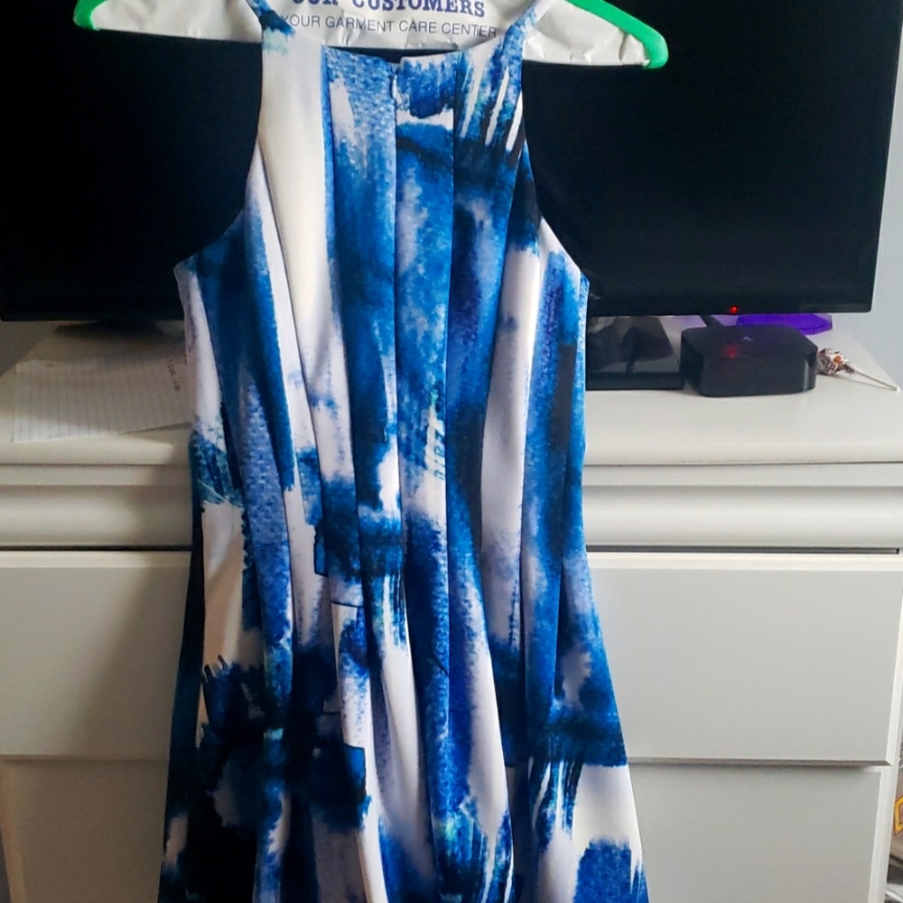Vince Camuto Dress Size 4